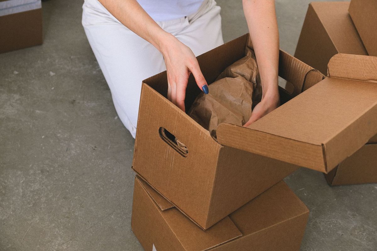 Kinh nghiệm chuyển nhà: đóng gói đồ đạc vào thùng carton theo từng phòng