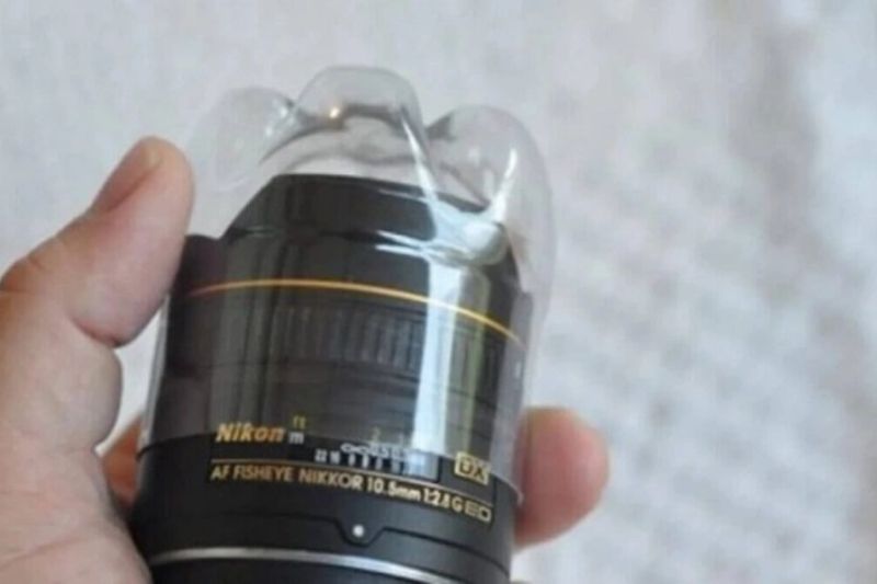 Tái chế từ chai nhựa để bảo vệ ống kính